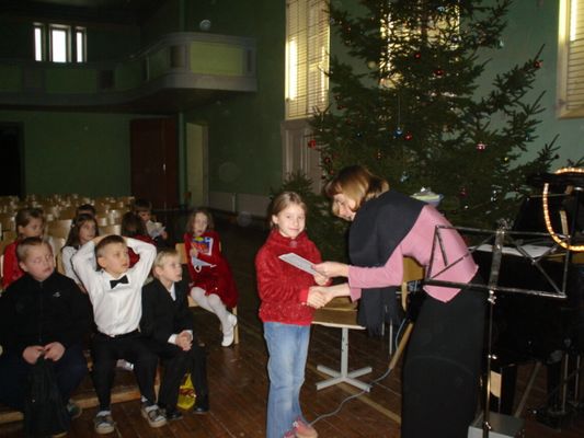 Klikka vaatamaks tissuuruses pilti