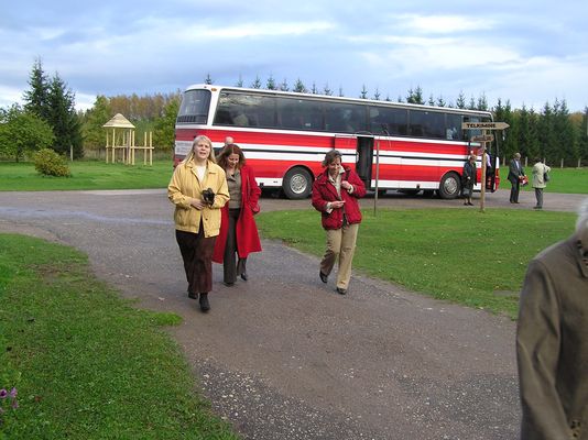 Klikka vaatamaks tissuuruses pilti