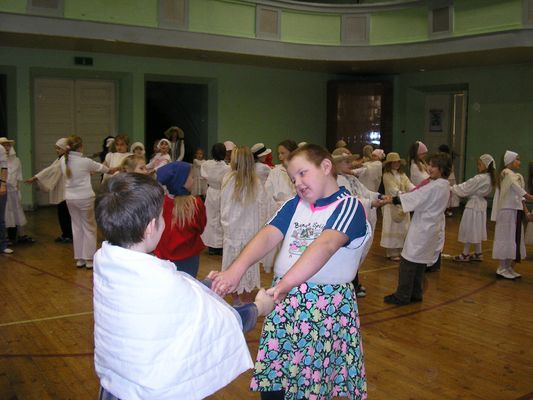 Klikka vaatamaks tissuuruses pilti