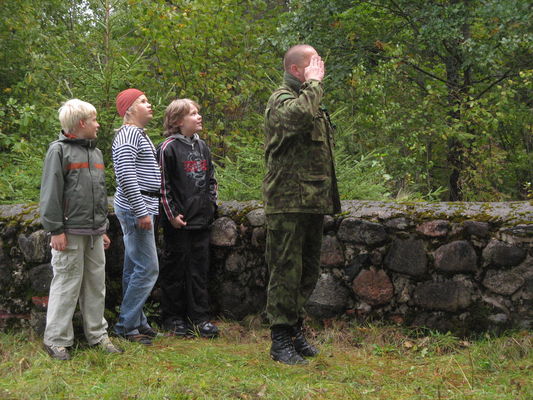 Klikka vaatamaks tissuuruses pilti